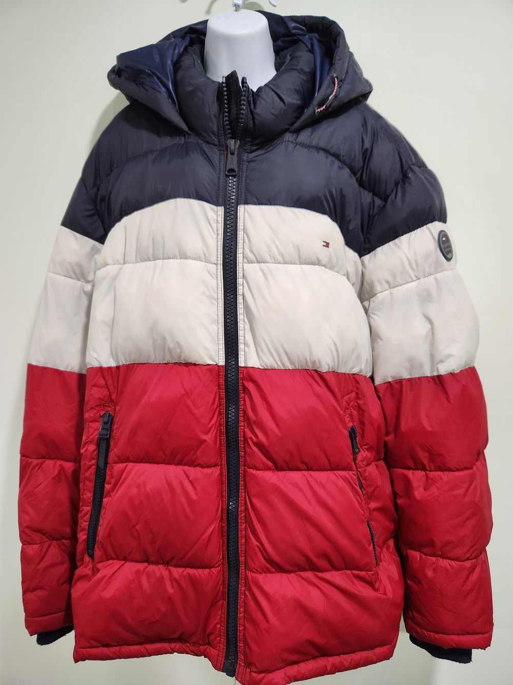 Tommy Hilfiger Men's Colorblock Puffer Jacket - Navy/White/Red